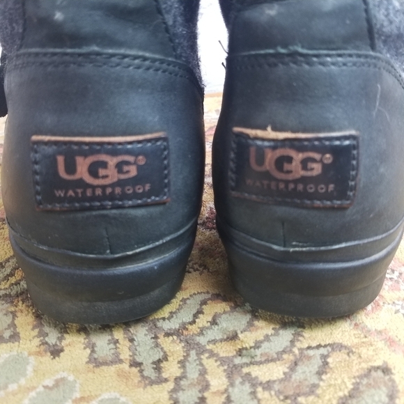 Ugg Robbie wool leather dark charcoal mid calf boots - Picture 4 of 14